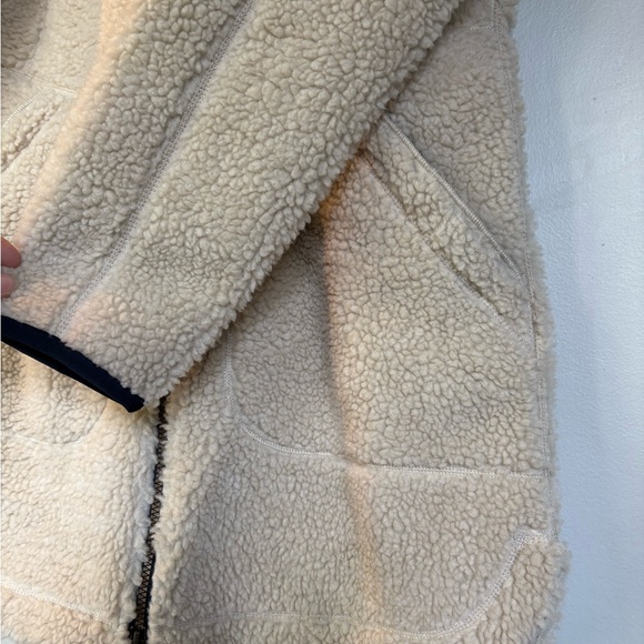 L.L. Bean Mountain Pile Sherpa Jacket - Picture 12 of 16